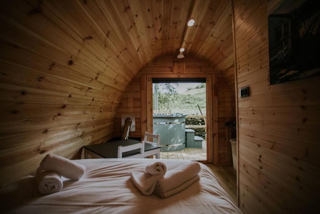 Ash Winter Retreat- Hot Tub & Log Bruner Barmouth Ngoại thất bức ảnh